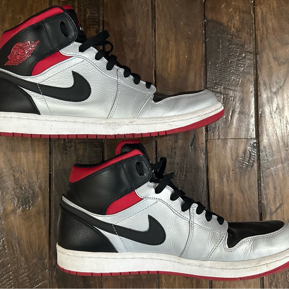 AIR JORDAN 1 PHAT KILROY 2012 MTLC PLATINUM/BLACK-CHLLNG RED MEN 11.5 US